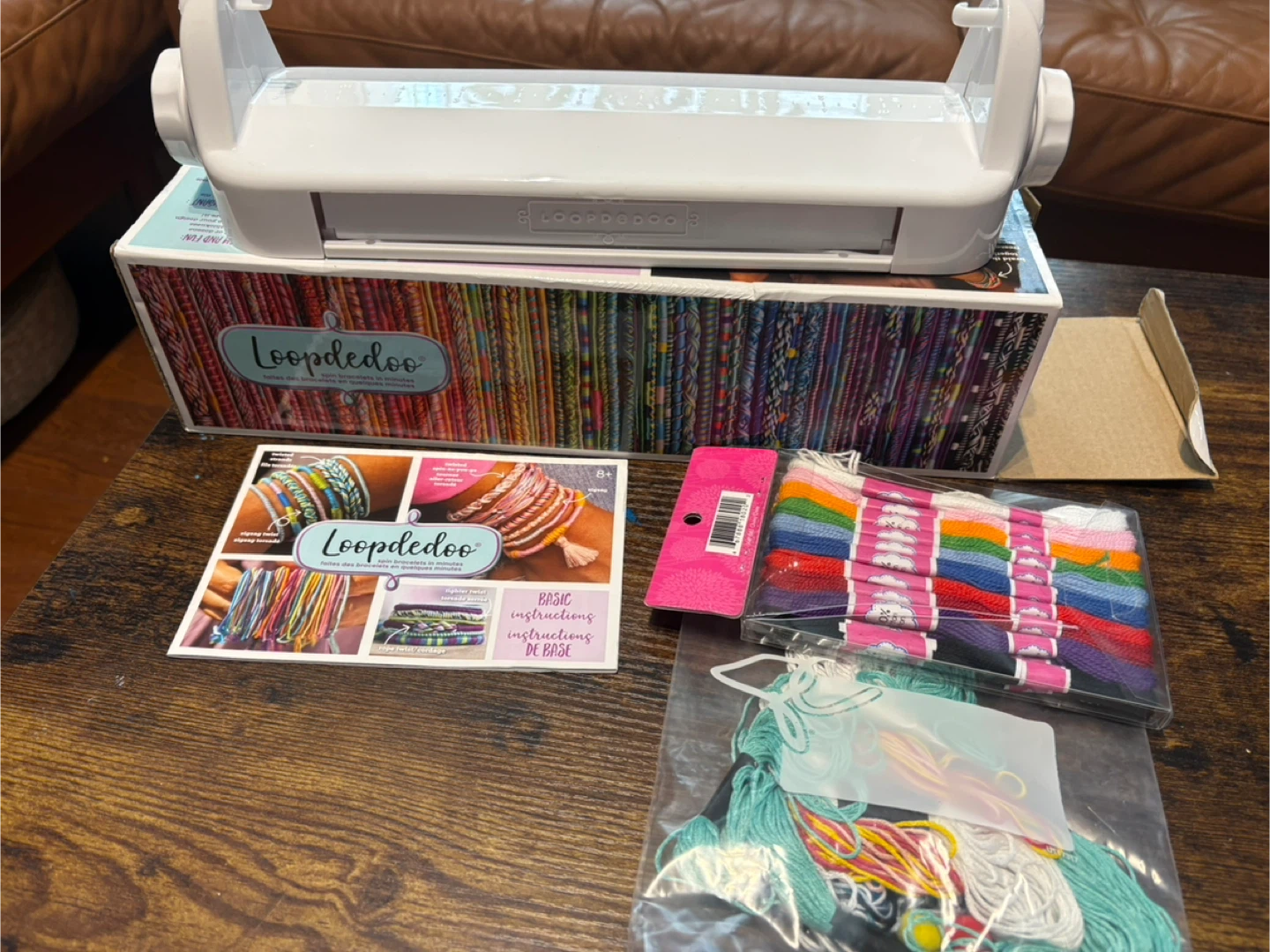 Loopdedoo Bracelet Maker with Thread