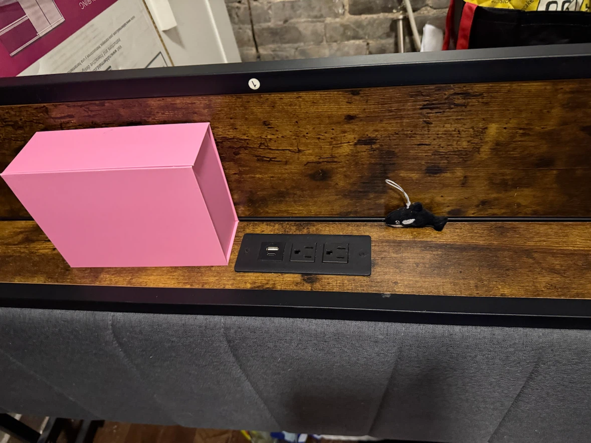 Full Size Bes Frame with Built-in USB Ports - photo 2