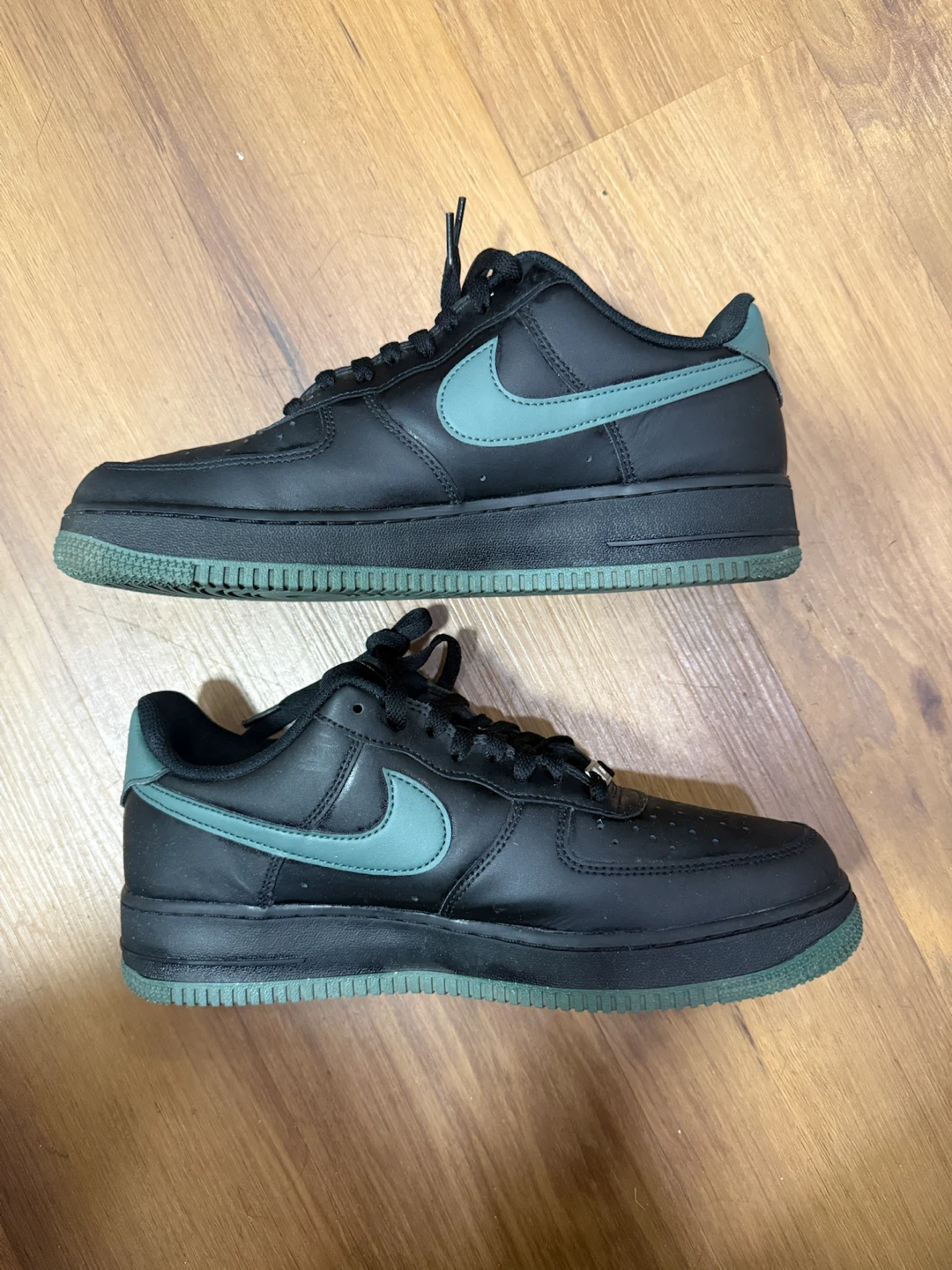 Size 10 - Nike Air Force 1 Low '07 Black Vintage Green - photo 3
