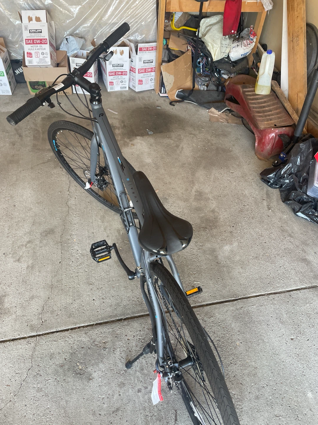 Raleigh Aura Hybrid Bike - photo 2