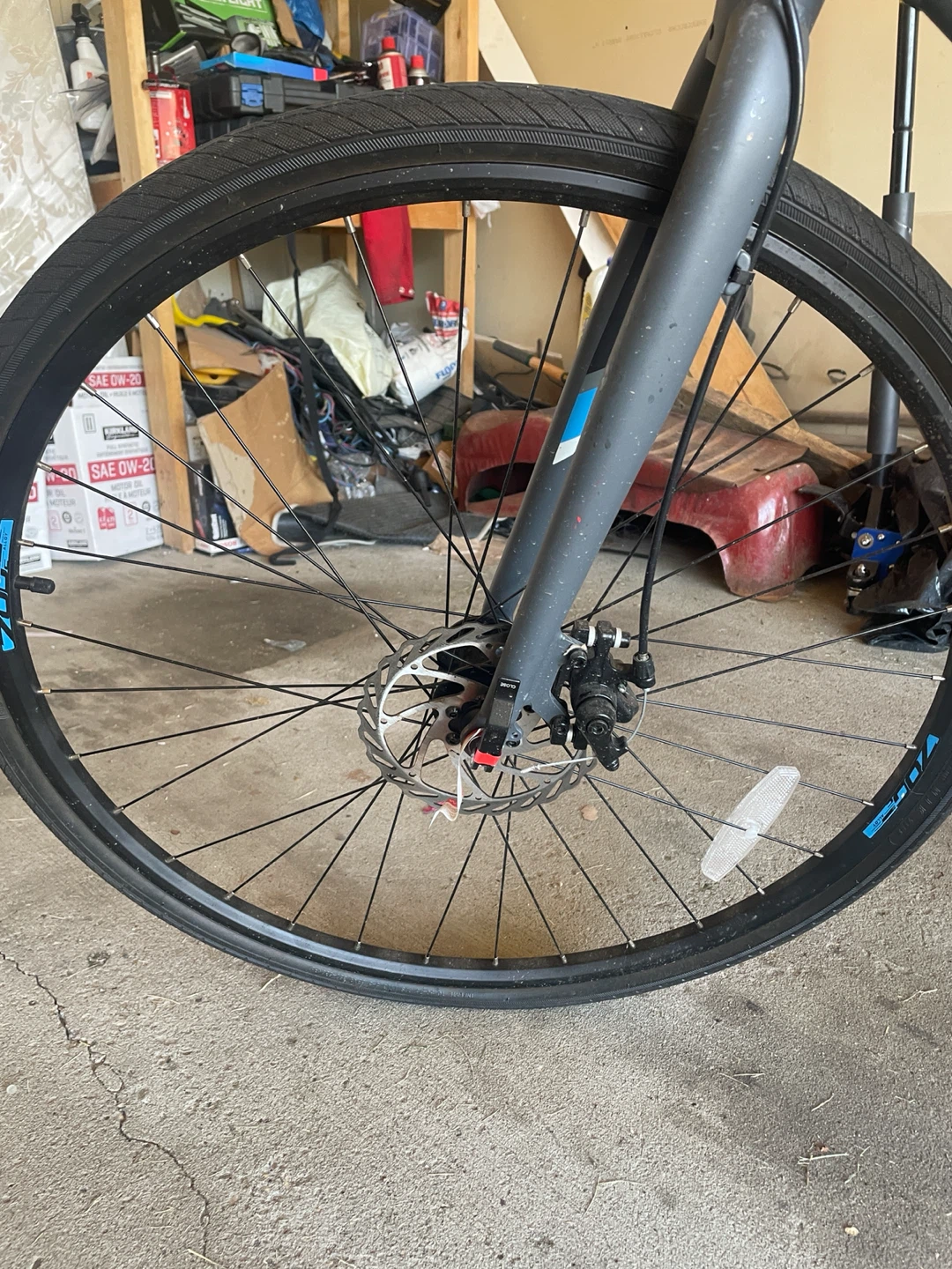 Raleigh Aura Hybrid Bike - photo 5