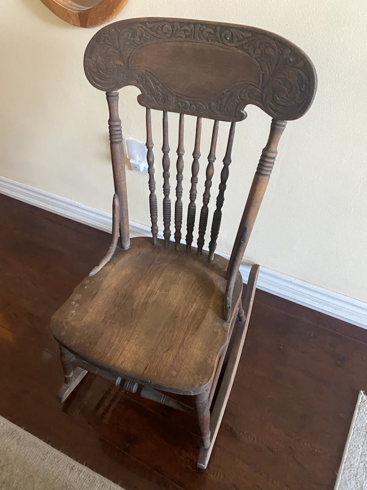 Antique Wooden Rocking Chair - photo 2