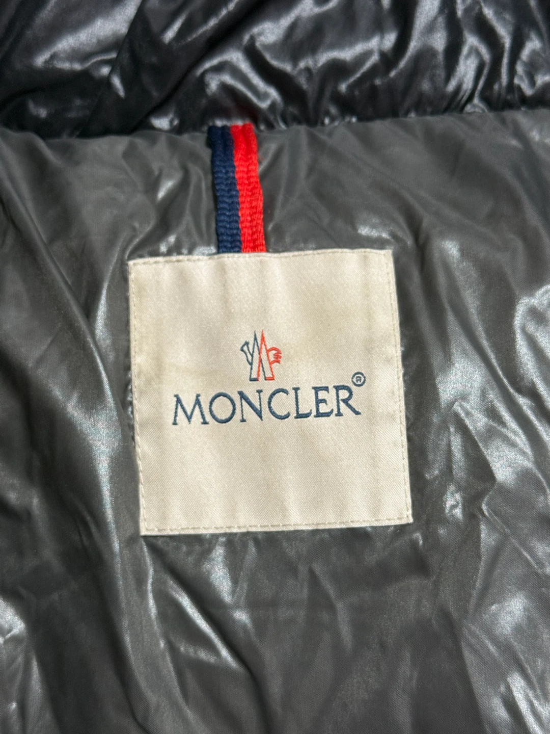 Moncler Men's Maya Hooded Short Down Puffer Jacket Size 6 - photo 5