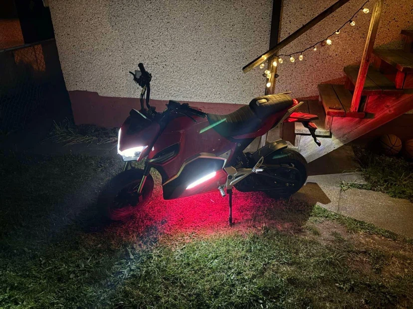 Armada aggressor LSM electric motorcycle