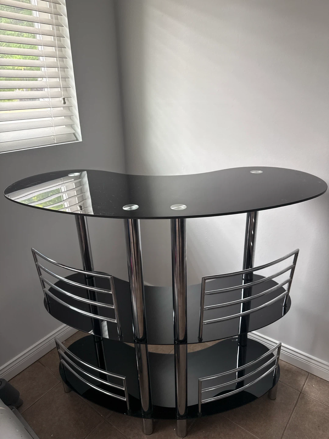 Bar table