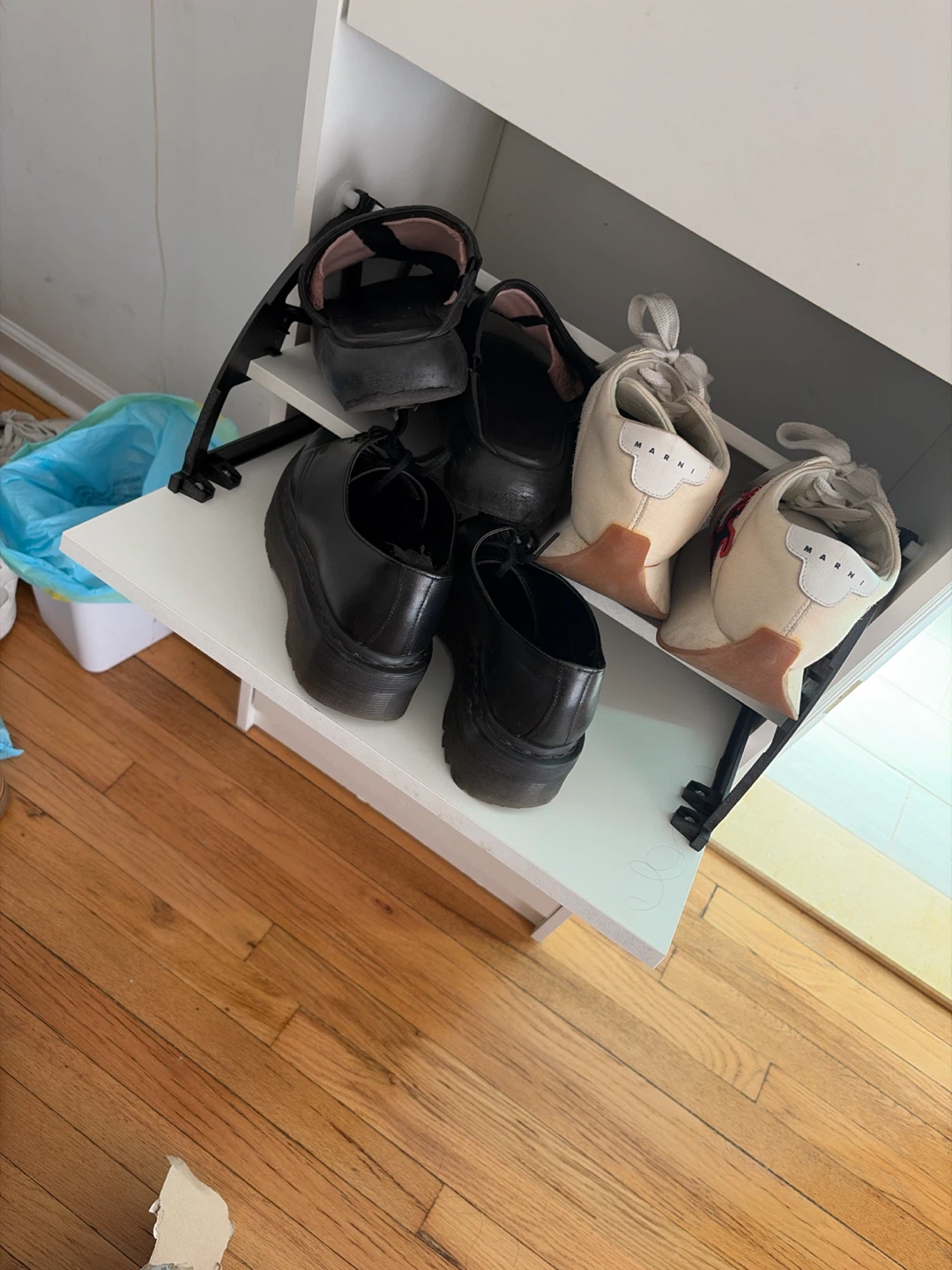 White Shoe Cabinet with 3 Drawers - photo 2