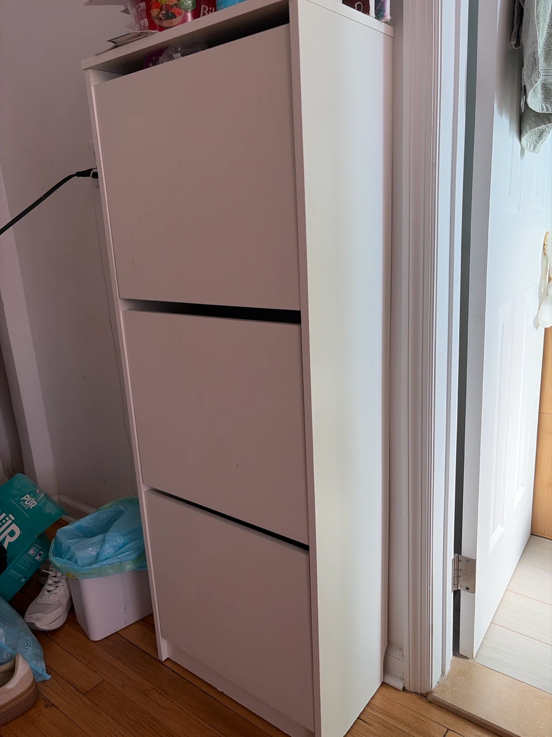 White Shoe Cabinet with 3 Drawers - photo 3