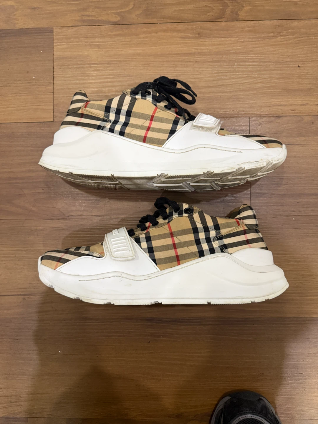 Burberry Ramsey Plaid White Beige Check Canvas Sneakers - photo 2