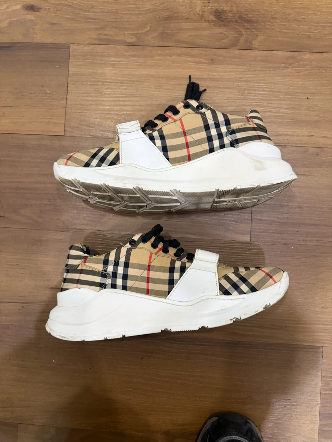 Burberry Ramsey Plaid White Beige Check Canvas Sneakers - photo 3