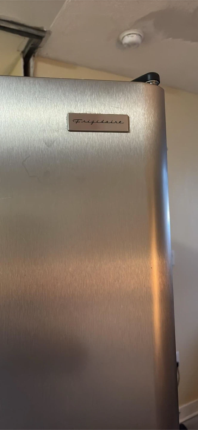Fridgedaire two door fridge