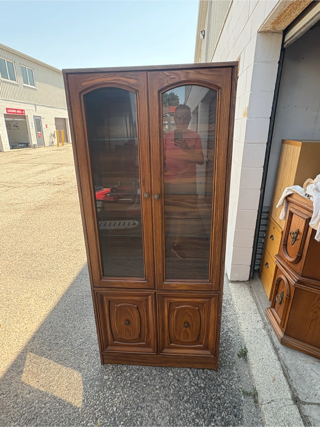 Free delivery used Wooden Display Cabinet with Glass Doors