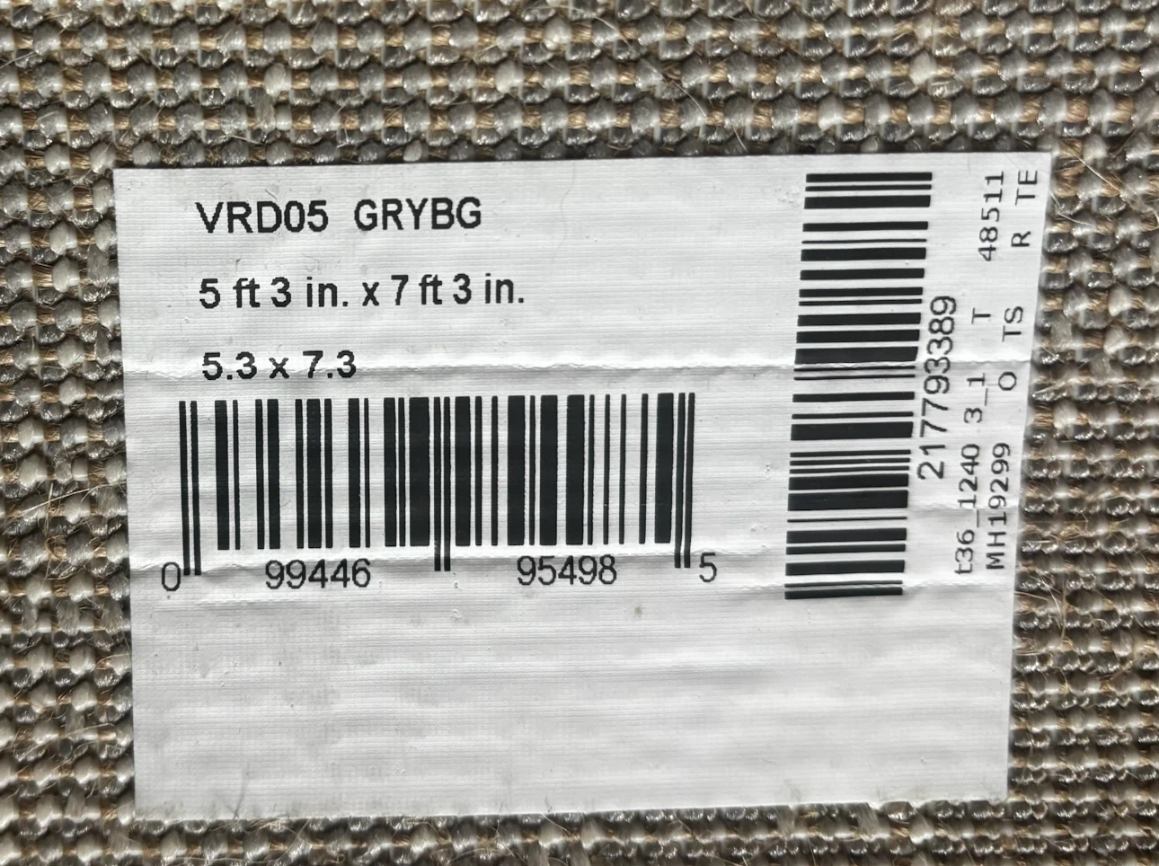Calvin Klein Rug 5 ft 3 in x 7 ft 3 in - photo 3
