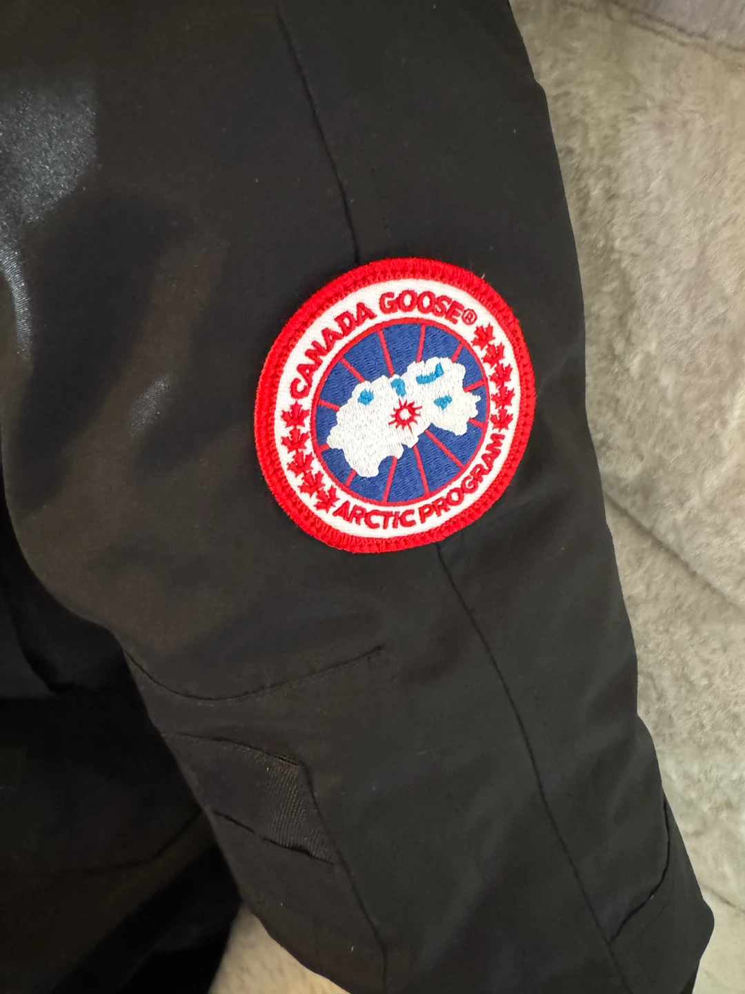 Canada Goose Black Down Parka Jacket Size Small - photo 4