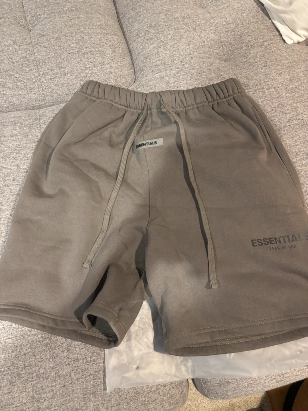 Essentials Shorts Grey