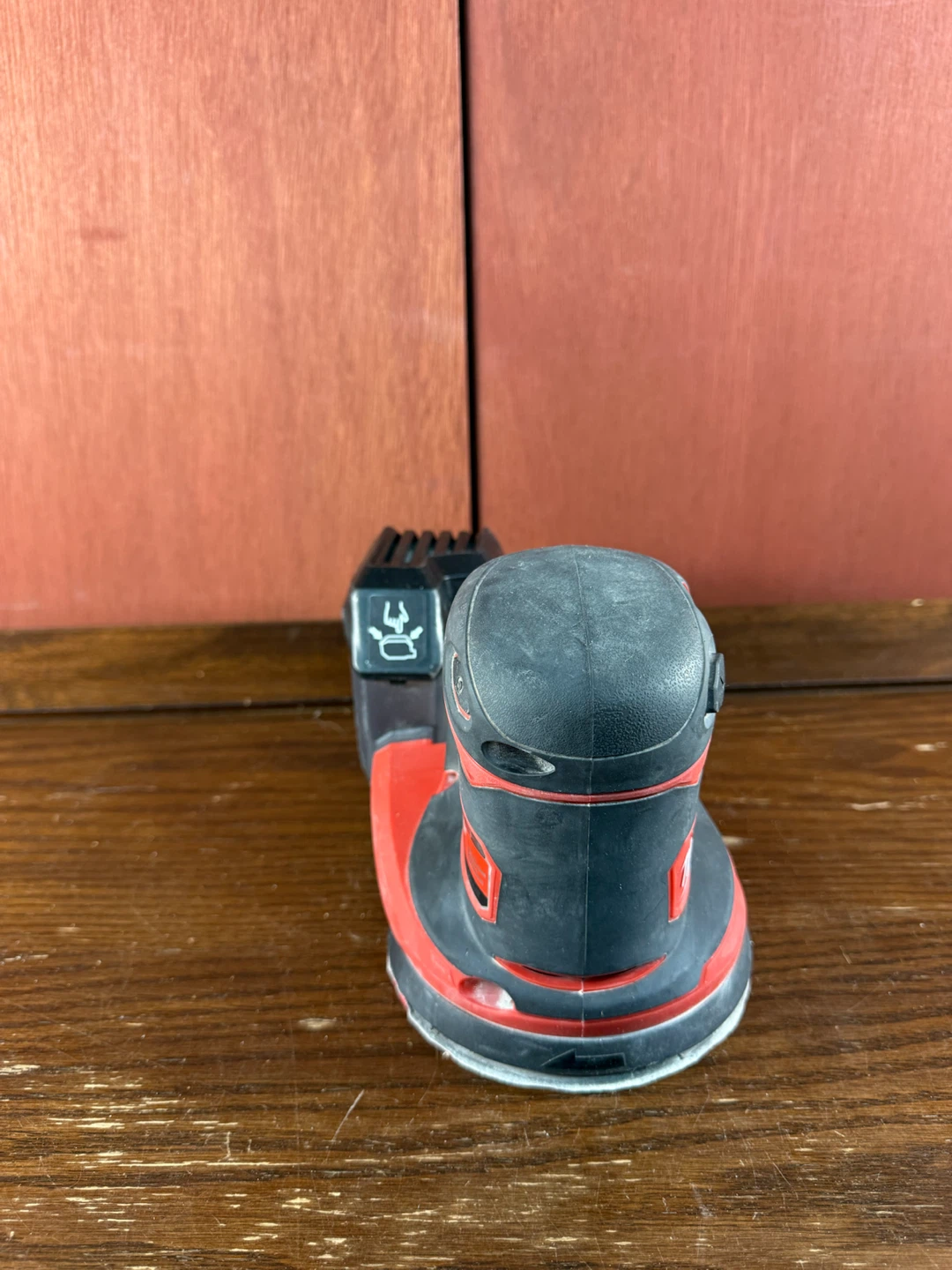 Milwaukee M18 18V Lithium-Ion Cordless 5 in. Random Orbit Sander - photo 4