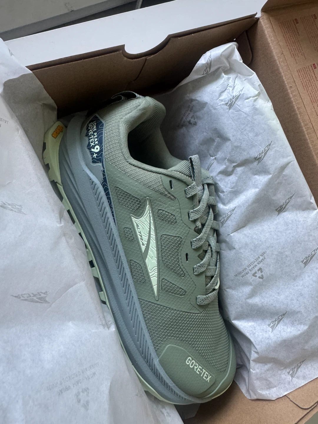 Altra Lone Peak 6 GORE-TEX Trail Running Shoes - photo 2