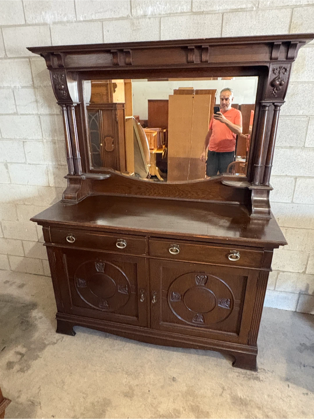 Free delivery Antique Oak Sideboard made in England - photo 2