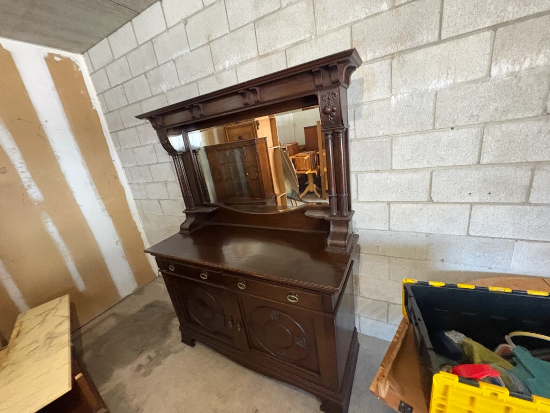 Free delivery Antique Oak Sideboard made in England - photo 4