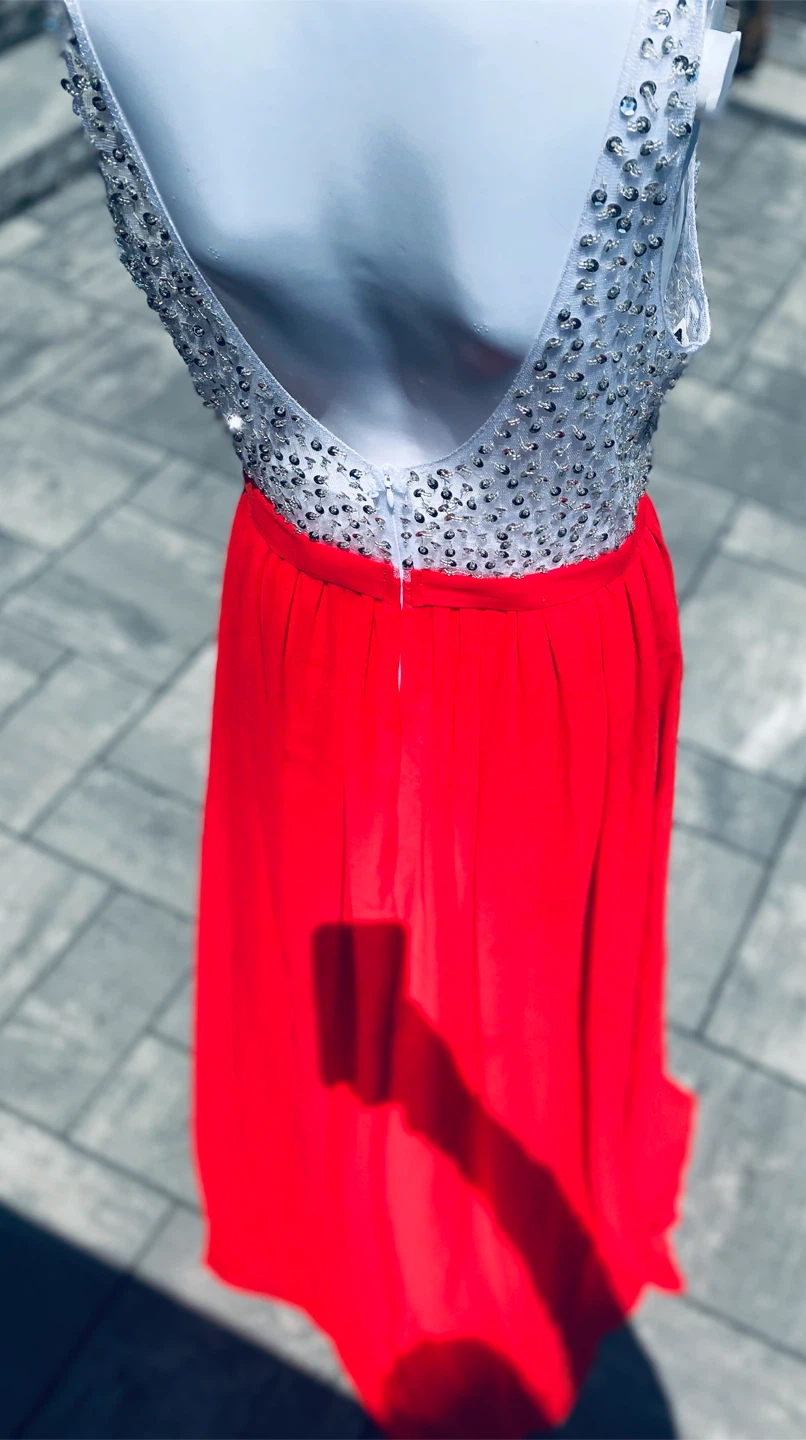 Party dresses , silver jewelry and bags - photo 4