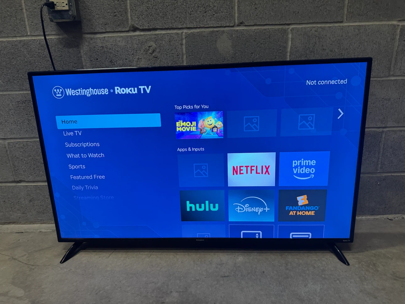 Westinghouse Roku TV. Smart TV 4K UHD THe remote is missing - photo 3