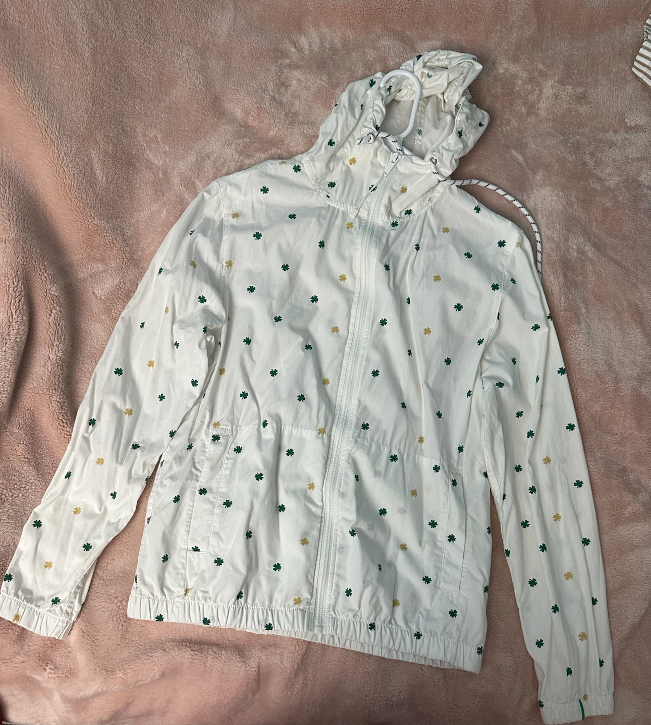 Denim & Flower White Shamrock Print Hooded Jacket - photo 2