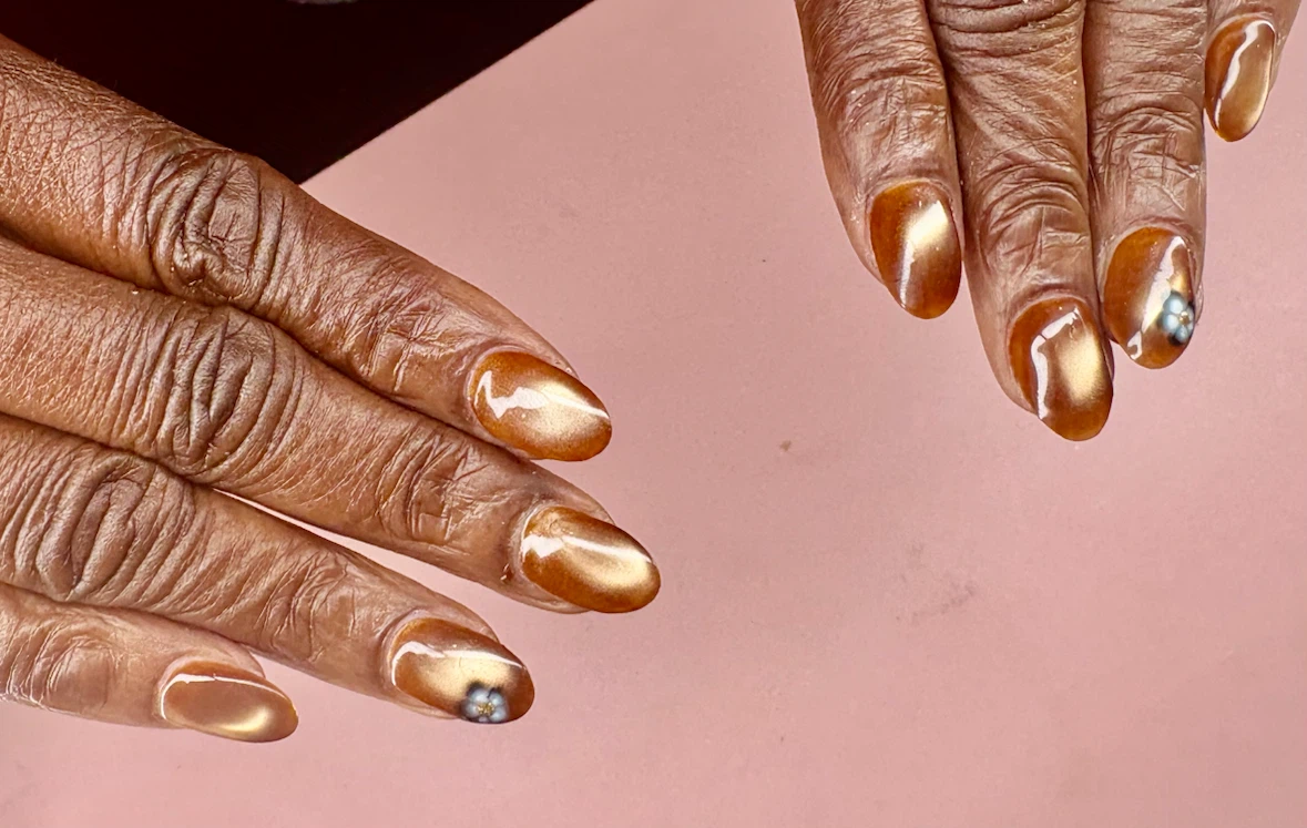 Professional nail services - photo 3