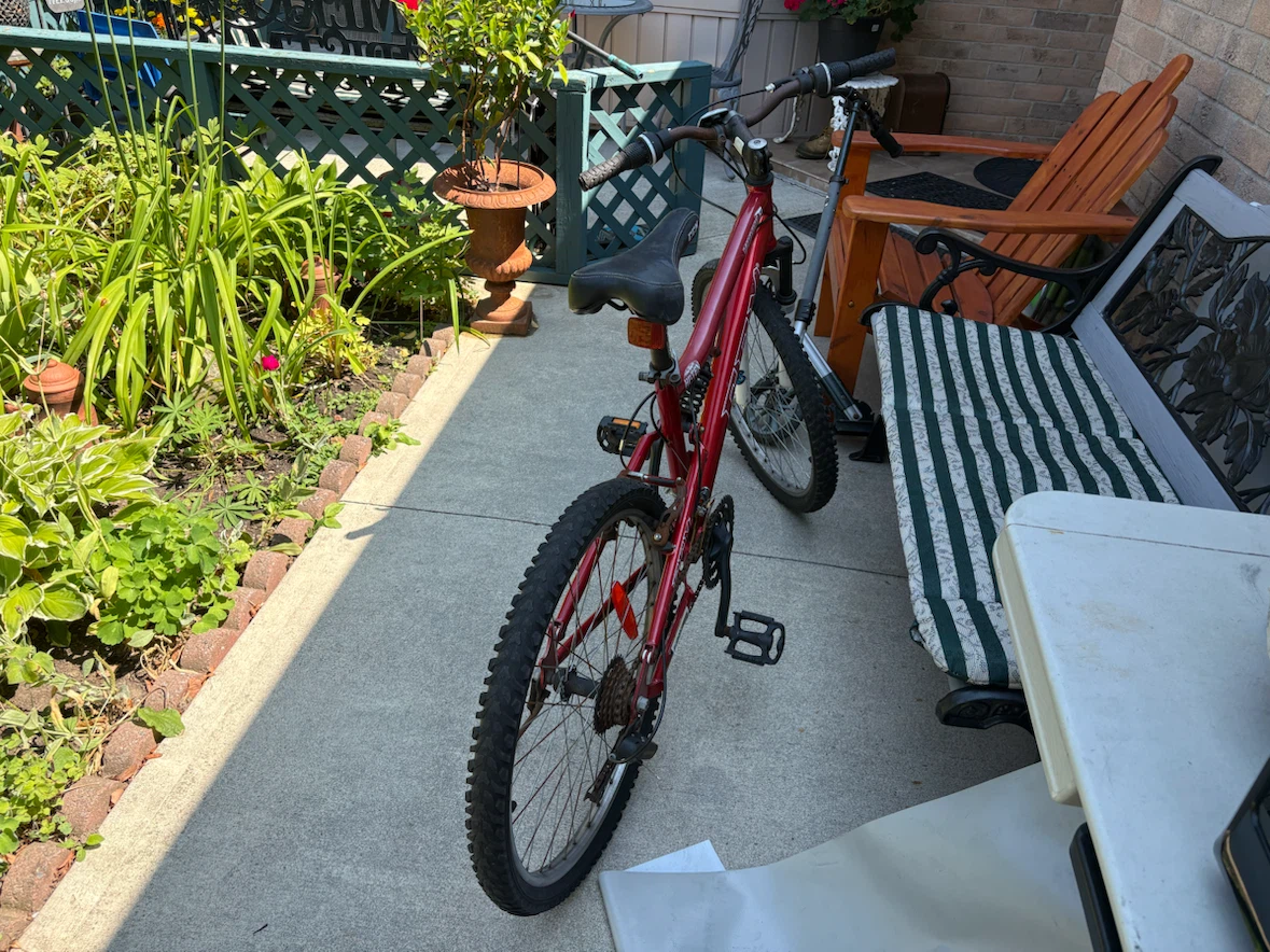 Red CCM Mountain Bike - photo 3