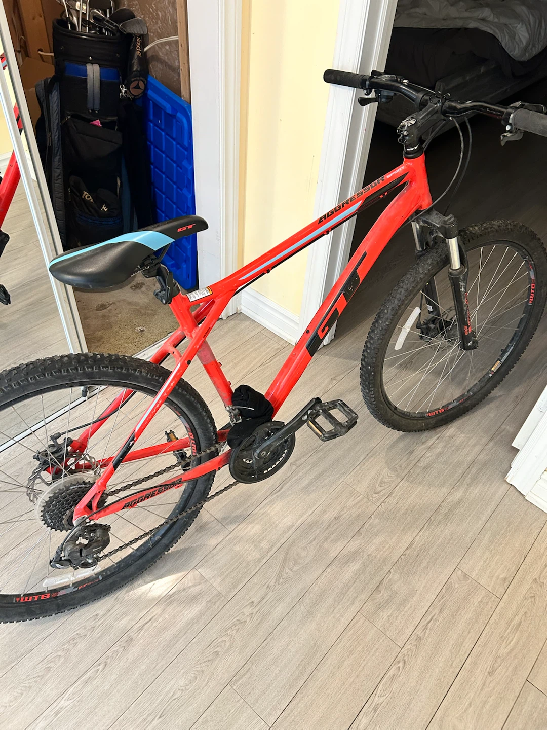 GT Aggressor Sport Mountain Bike Large Frame