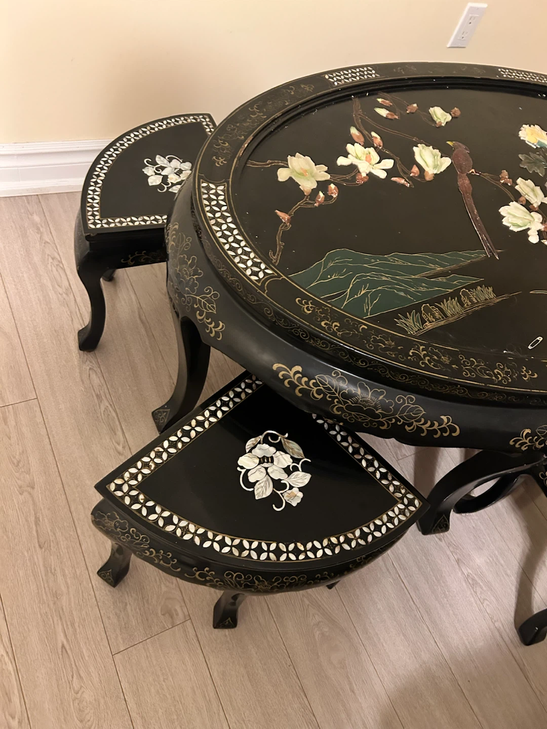 Vintage Oriental Lacquered Coffee table Set with 6 Stools - photo 3