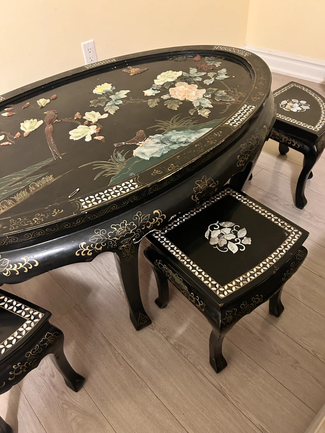 Vintage Oriental Lacquered Coffee table Set with 6 Stools - photo 4