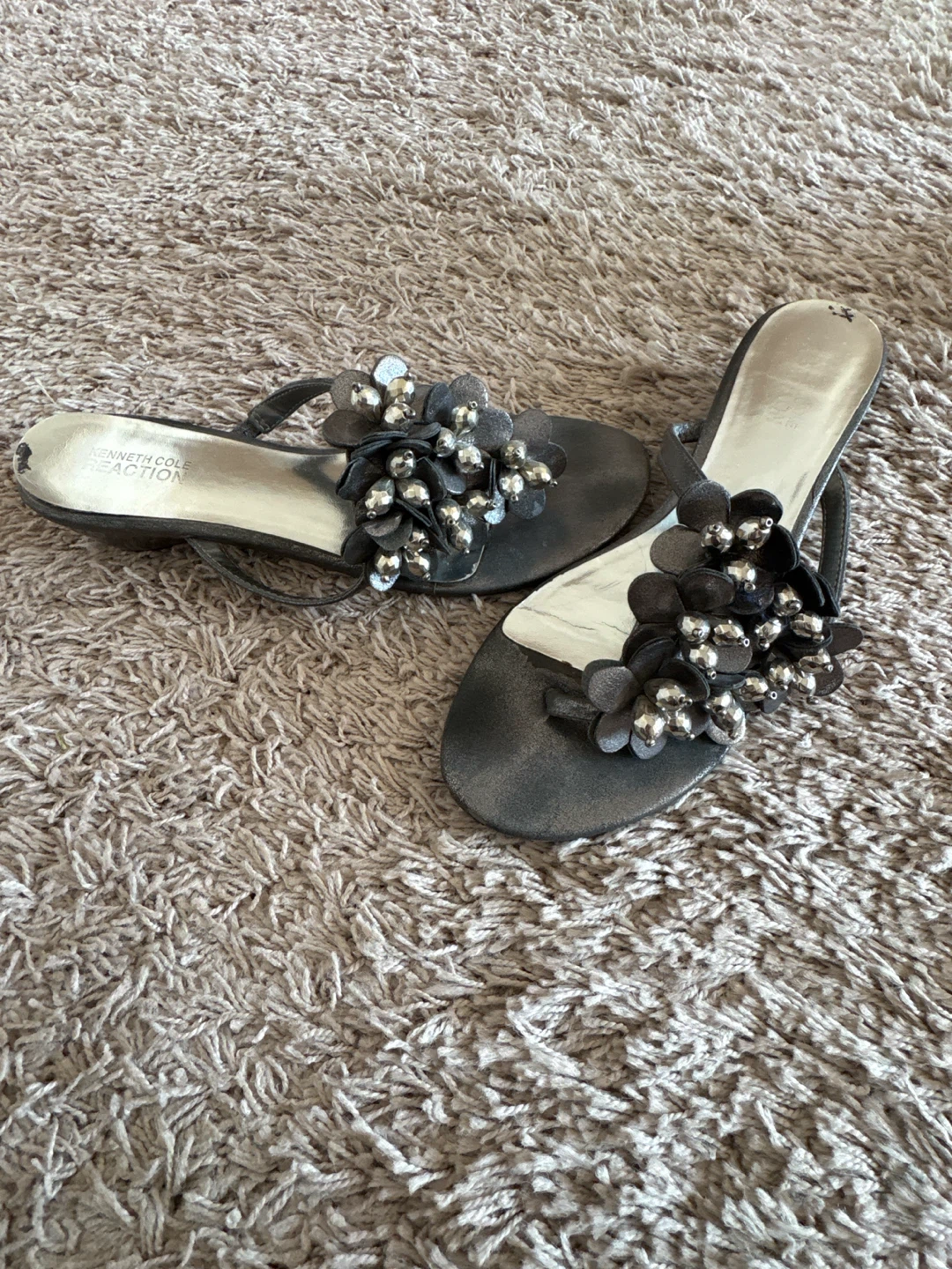 Kenneth Cole Reaction Embellished Thong Sandals