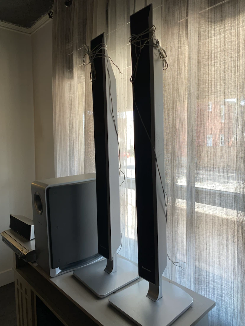 Panasonic Home Theatre System - photo 2