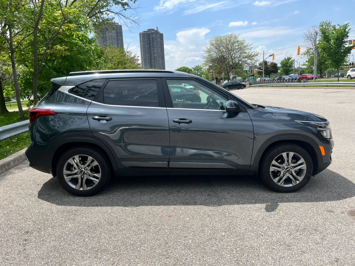 2023 Kia Seltos EX , only 45000 kms clocked