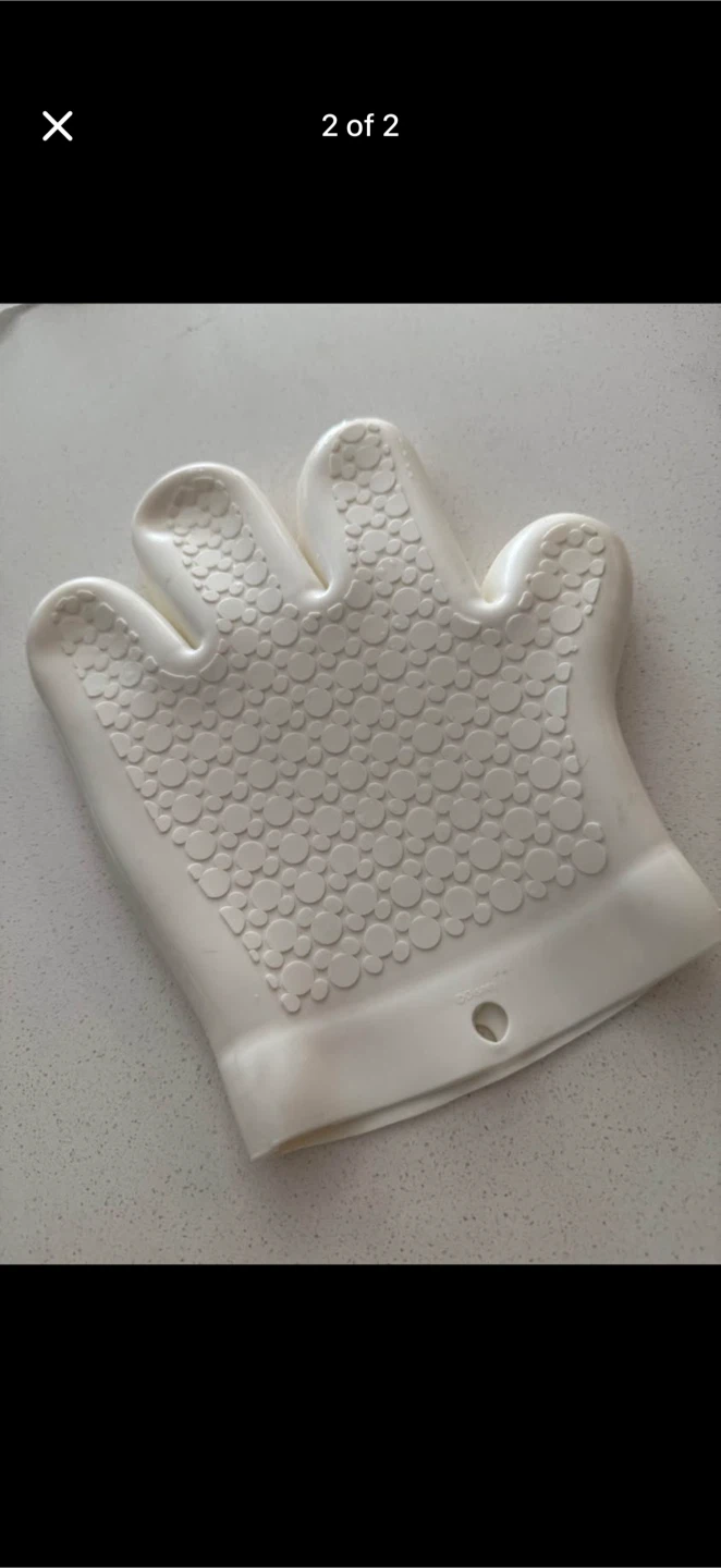 Mickey Mouse Oven Mitt - photo 2