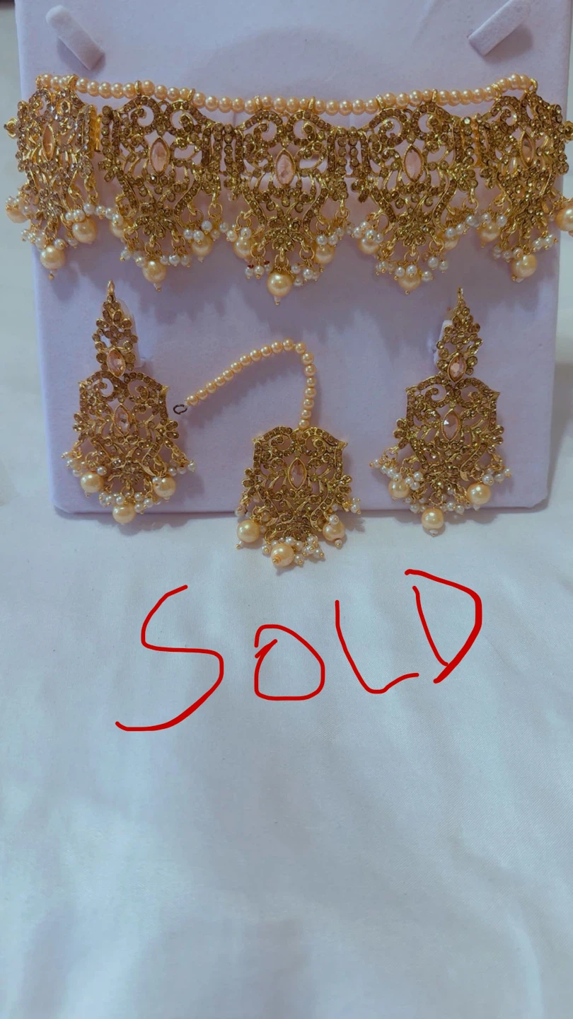 Choker Necklace Sets with Earrings and Tikka - photo 3