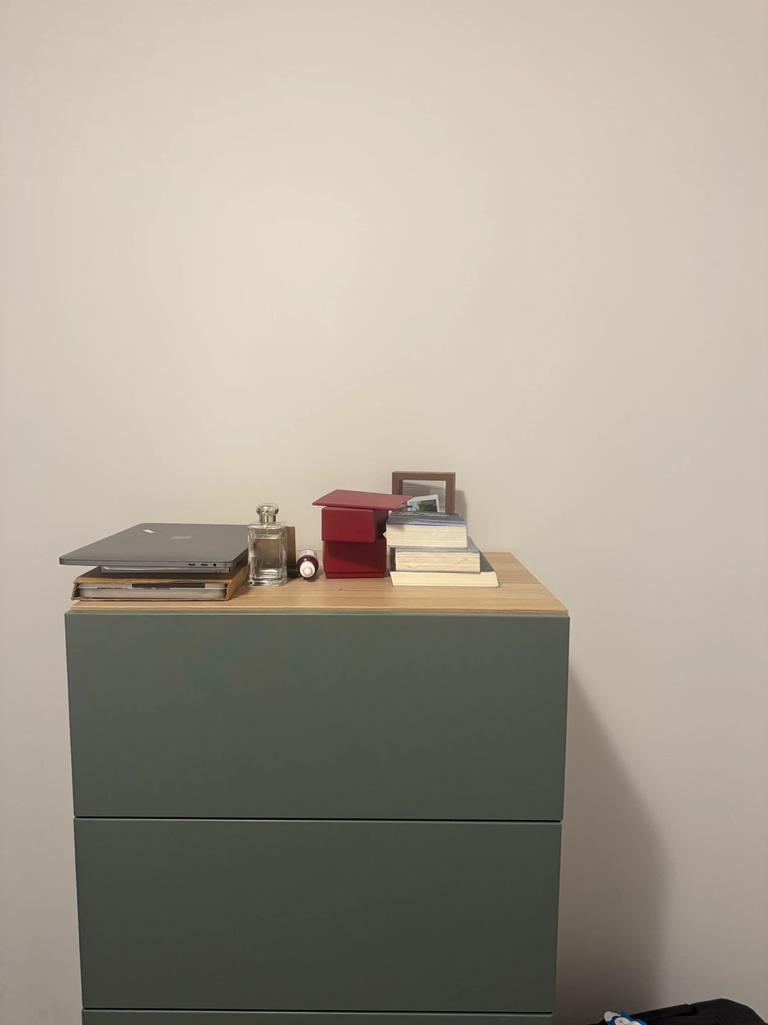 Tall Dresser with 5 Drawers - photo 3