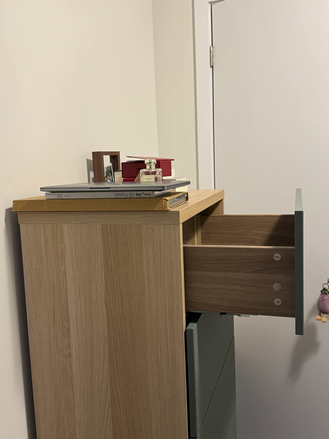 Tall Dresser with 5 Drawers - photo 5
