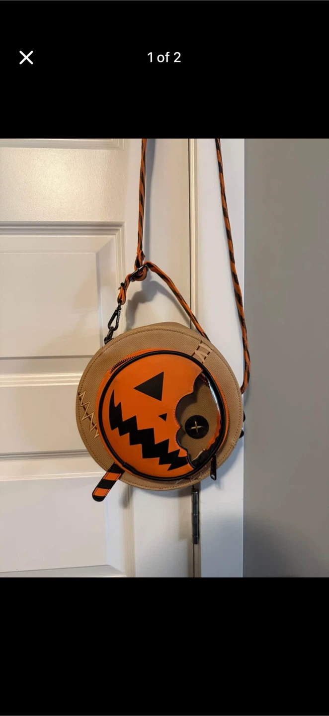 Loungefly Trick or Treat Sam Jack-o'-lantern Round Crossbody Bag