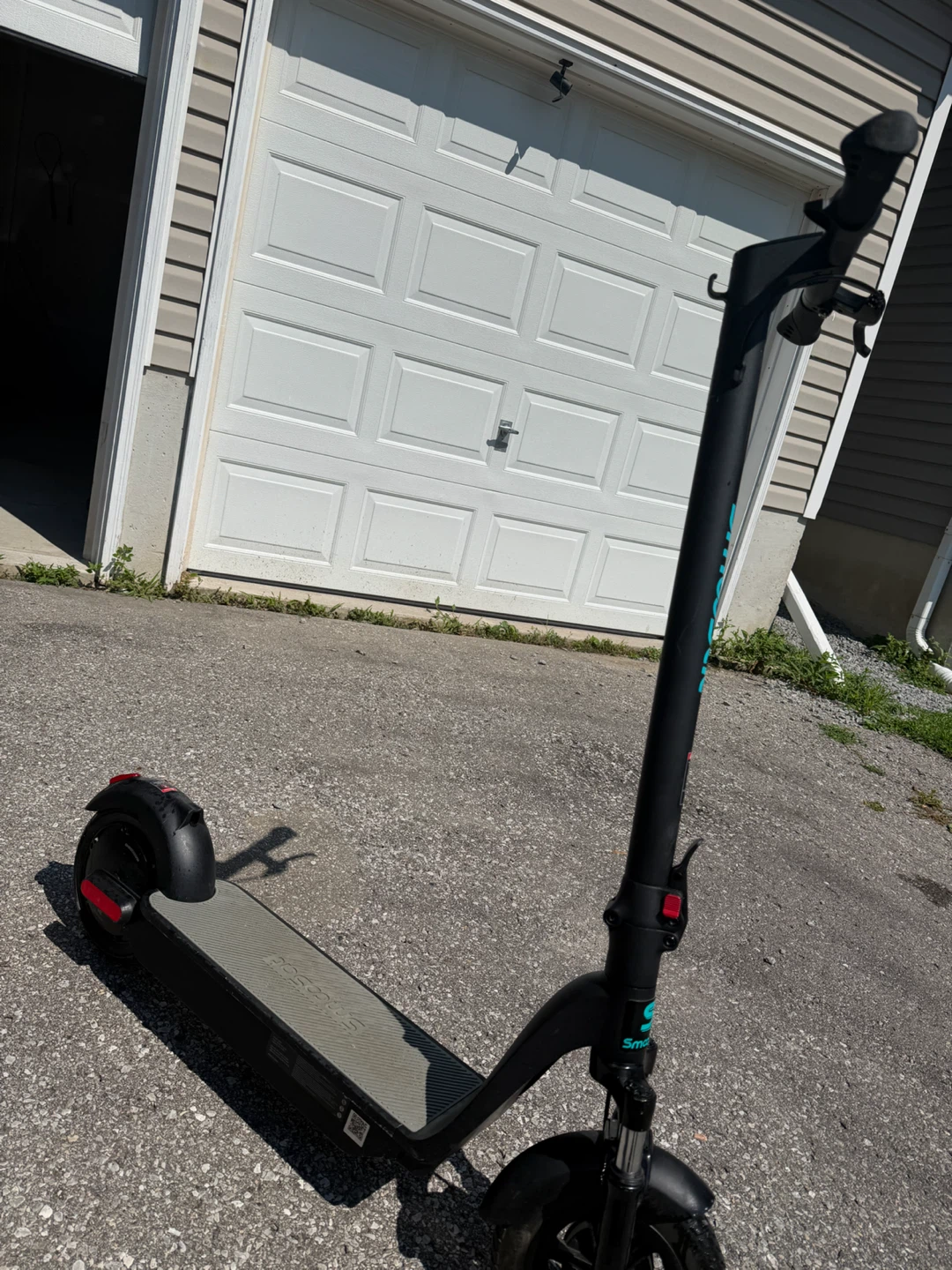SmooSat Electric Scooter - photo 2