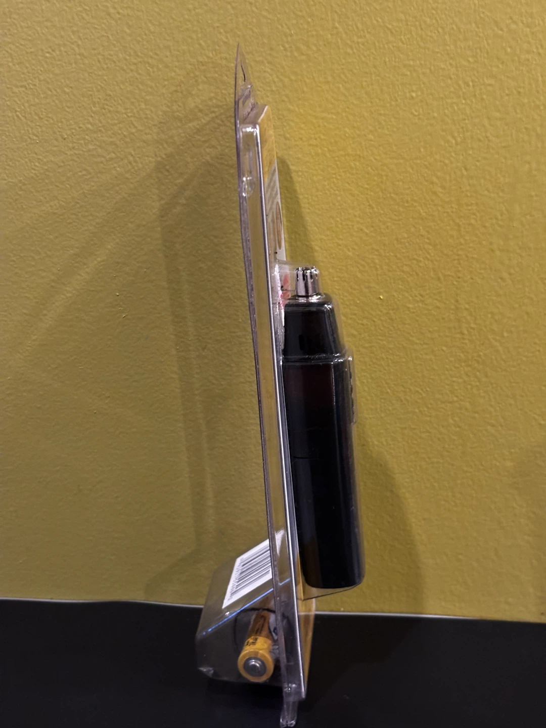 Wahl Nose, Ear & Eyebrow Trimmer with AA Battery - photo 4