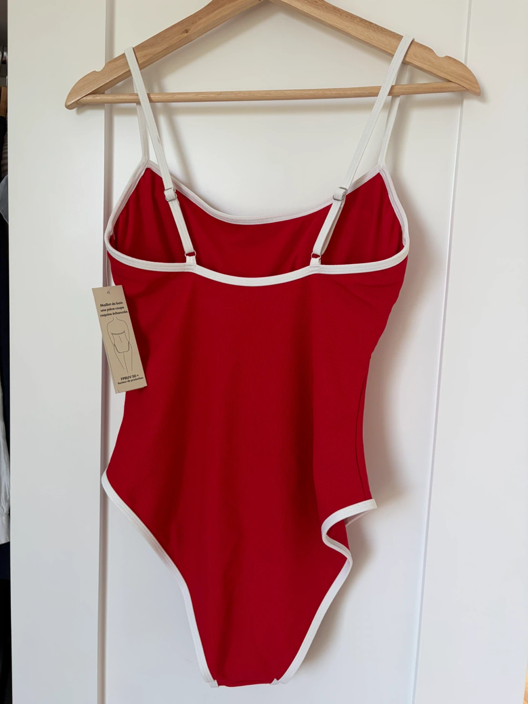 *NEW* No Boundaries Red One-Piece Swimsuit M - photo 2