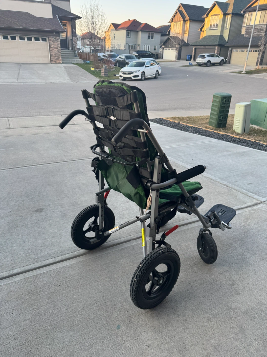 Green Lightweight Convaid EZ Rider stroller - photo 4