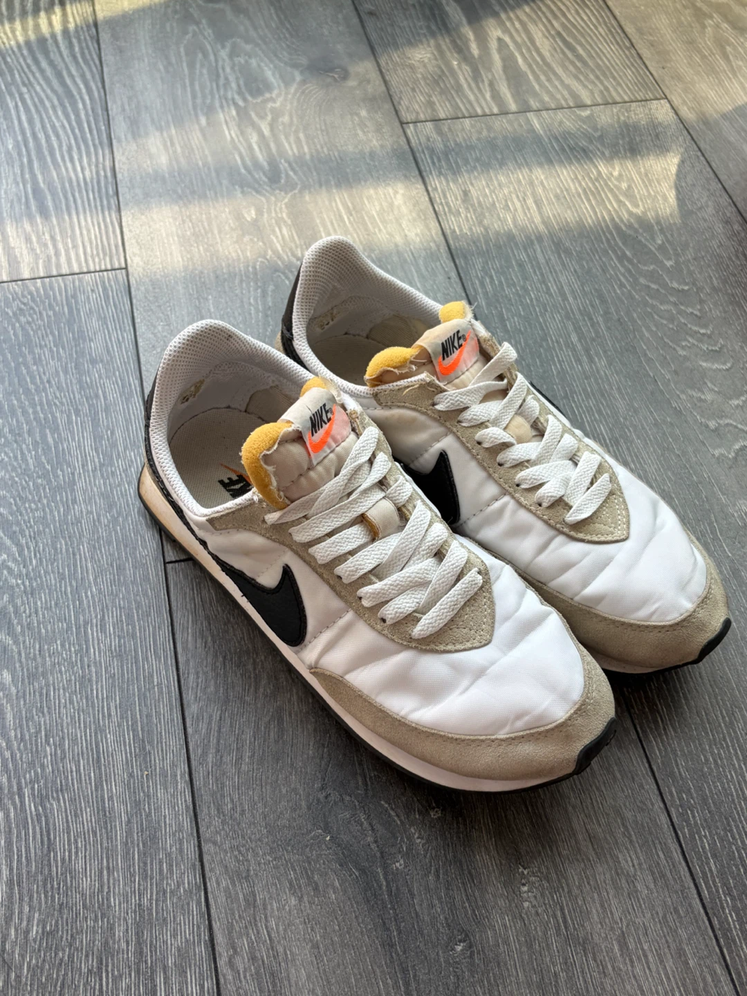 Nike Waffle Trainer 2 White Black Women's US 7.5