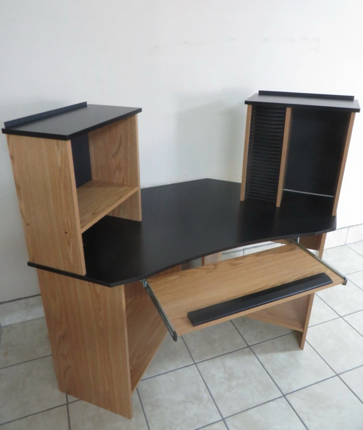 Brand New Computer Desk - photo 3