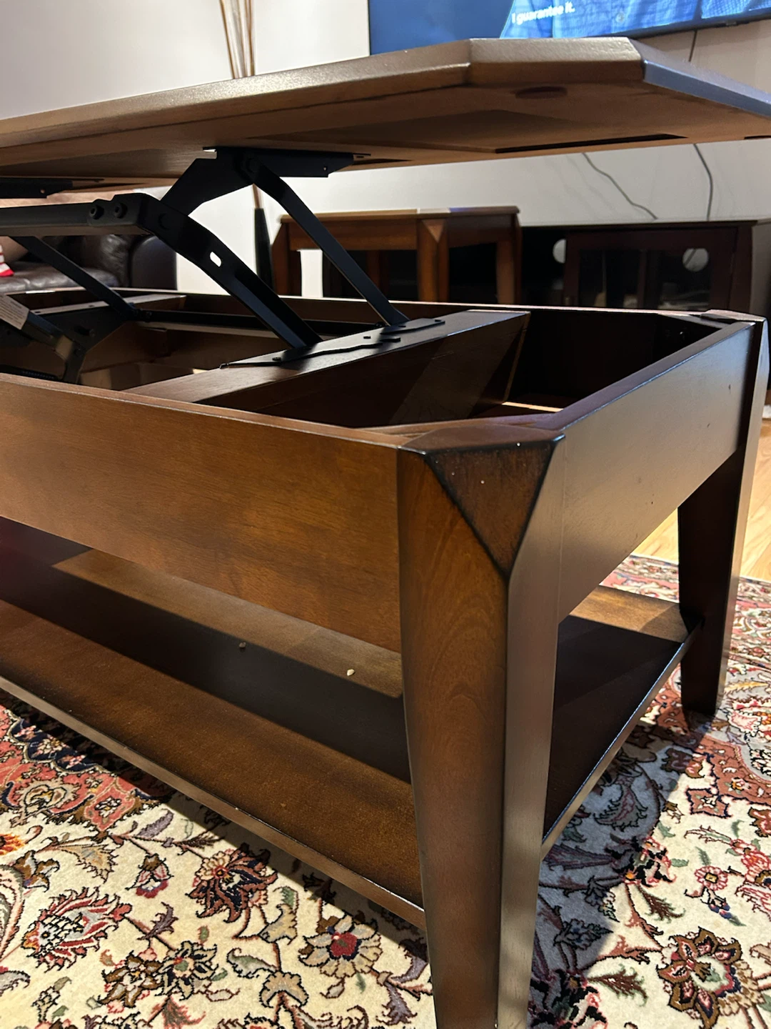 wooden walnut coffee table - photo 2