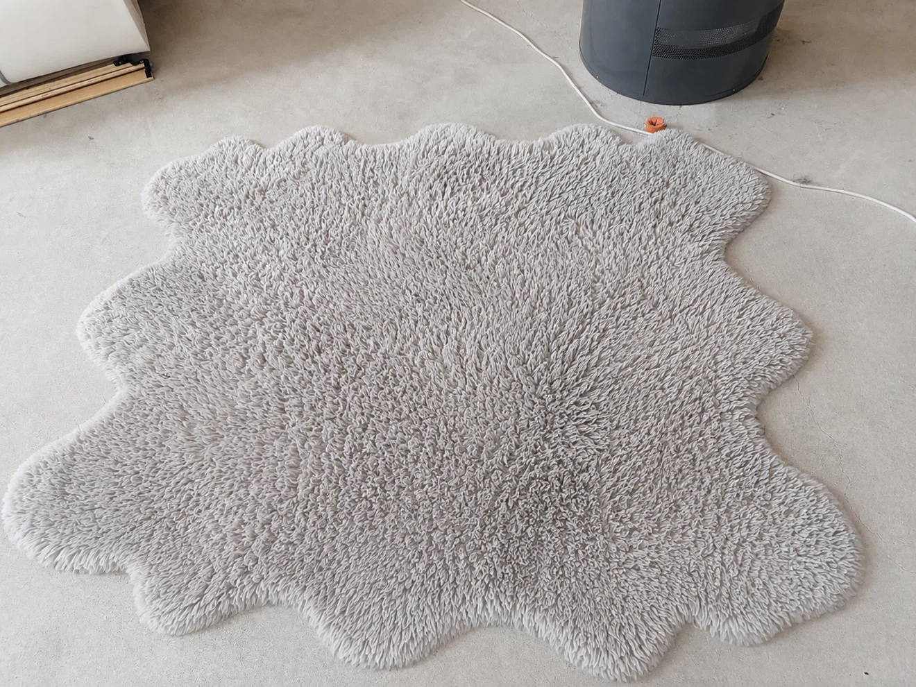 Fluffy Grey Sheepskin Rug