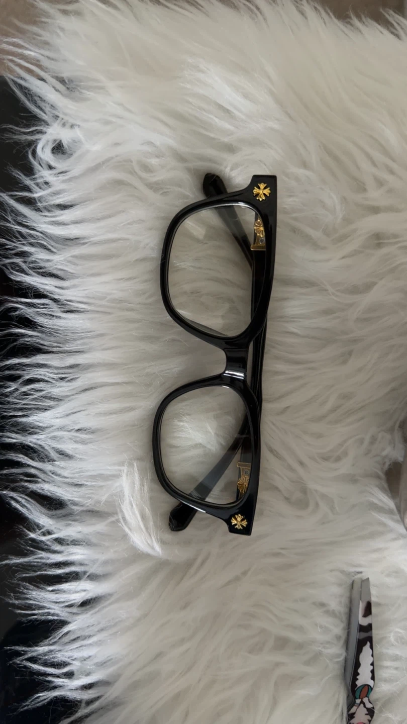 chrome heart style glasses - photo 2
