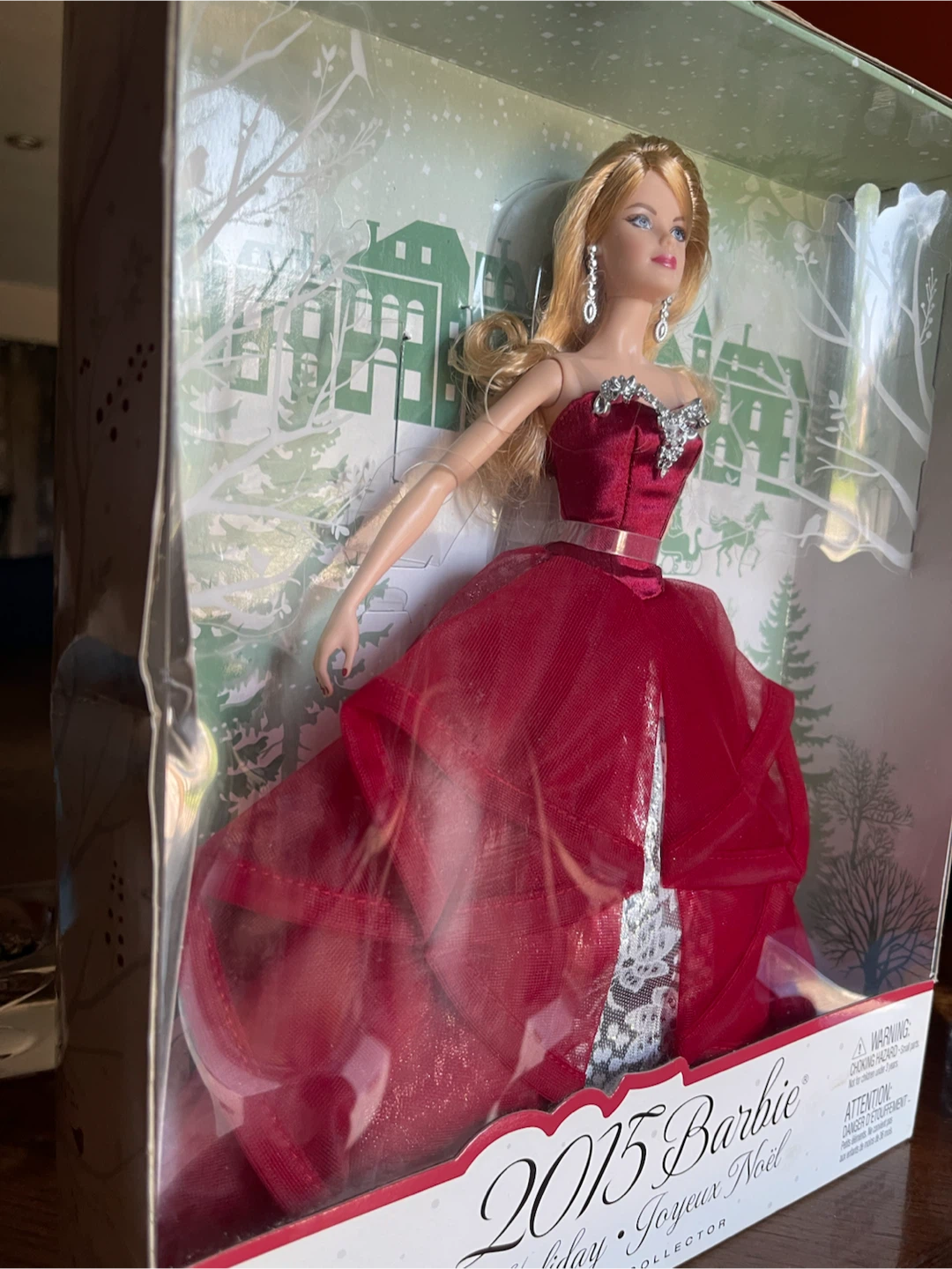 2015 Barbie Holiday Joyeux Noel Doll - photo 3