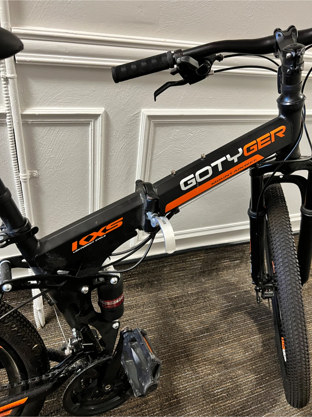 Barely Used Gotyger 24" 21 Speed Foldable Mountain Bike - photo 2