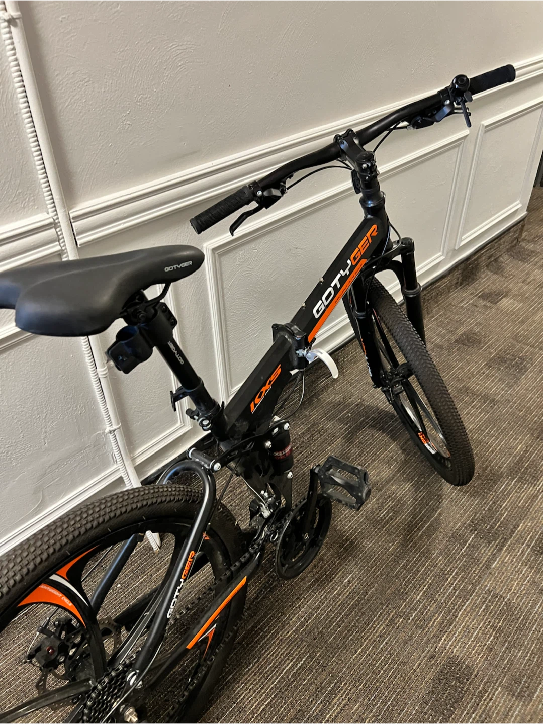 Barely Used Gotyger 24" 21 Speed Foldable Mountain Bike - photo 4